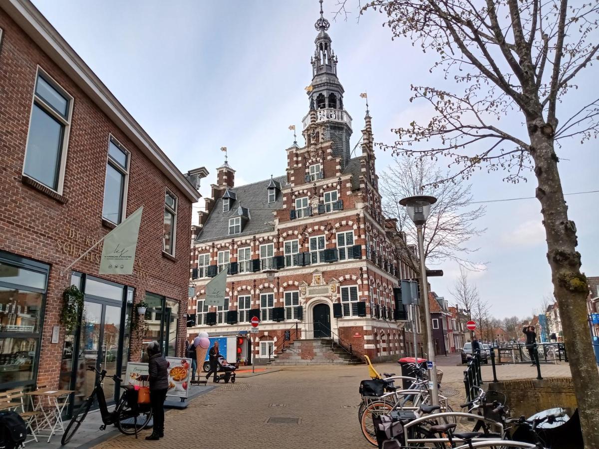 Wellnesshuis Met Hottub, Ligbad En Grote Tuin Tzummarum Exterior foto